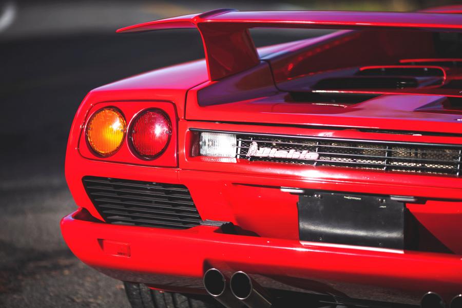 Детали экстерьера Lamborghini Diablo 1990 года  (NA) (фото 23 из 39)